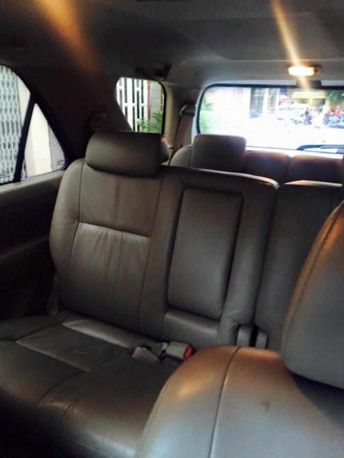 Bán gấp Toyota Fortuner 2012 bản V máy xăng