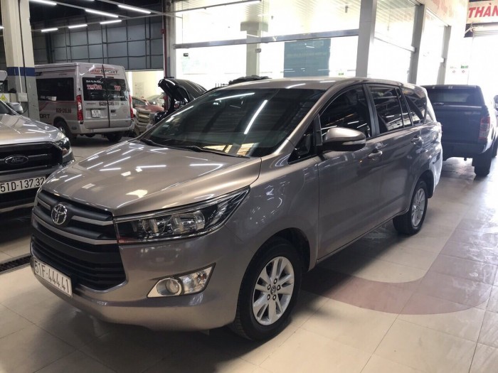Bán Toyata Innova sx 2k16 màu nâu