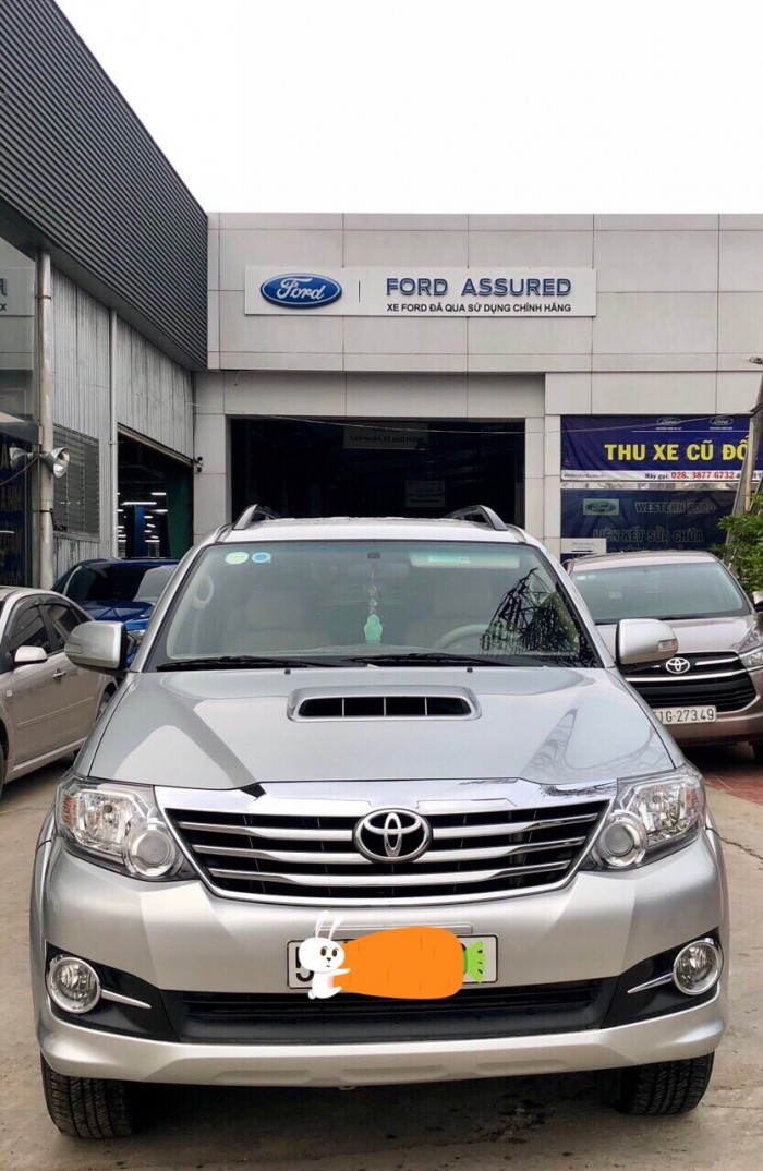 Bán Toyata Fortuner G máy dầu sx 2k15 màu bạc
