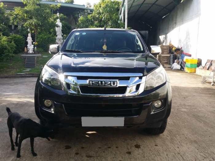 Bán Isuzu Dmax Đen 2017 số sàn máy dầu xe đi kỹ, bền đẹp.