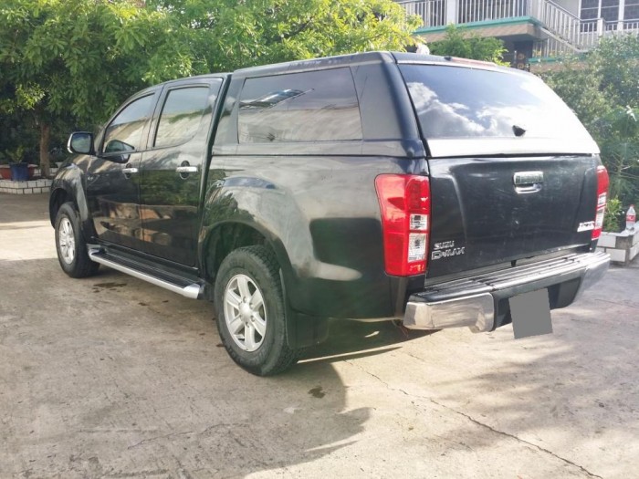 Bán Isuzu Dmax Đen 2017 số sàn máy dầu xe đi kỹ, bền đẹp.