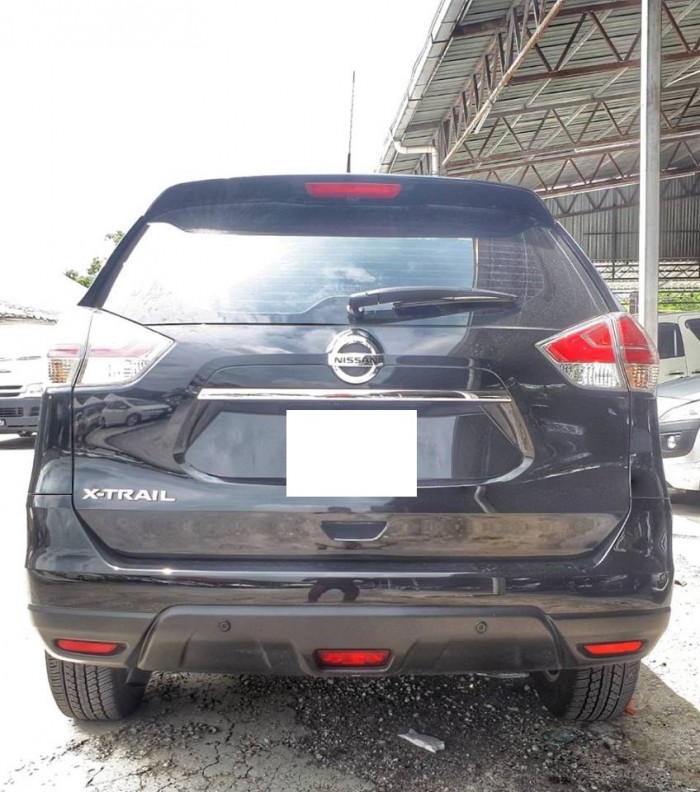 Cần bán xe Nissan Xtrail đời 2017 đk 2018 màu đen bstp chính chủ