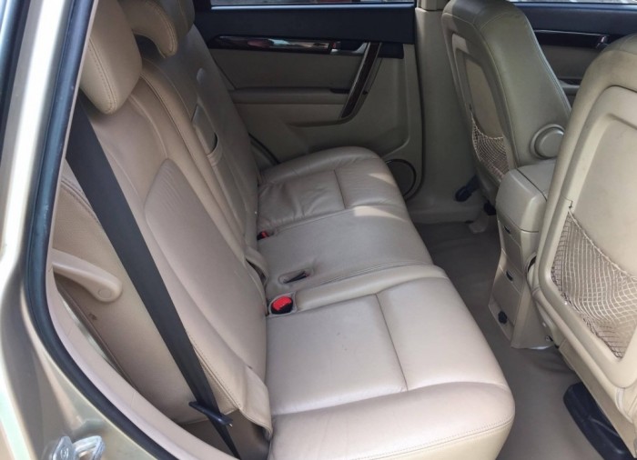 Cần bán xe Chevrolet Captiva 2008 Ltz tự động màu bạc