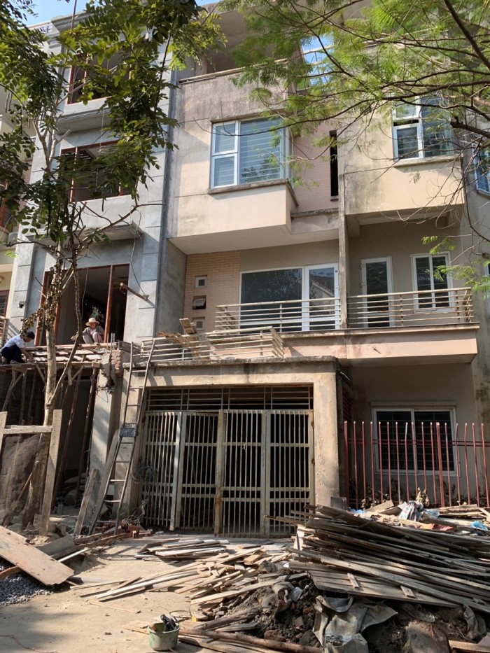 Cho thuê nhà liền kề xây thô tại khu đô thị Văn Phú