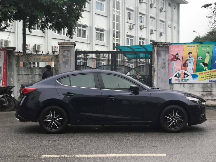 Bán mazda 3 FL 2017
