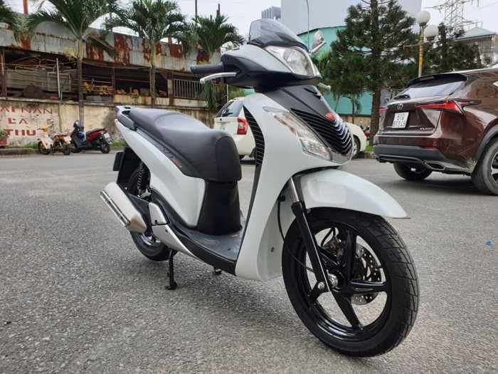 Honda SH 150i From Ý BSTP Siêu VIP 333.38 Đăng Ký Lần Đầu 2013 Siêu Đẹp Trai