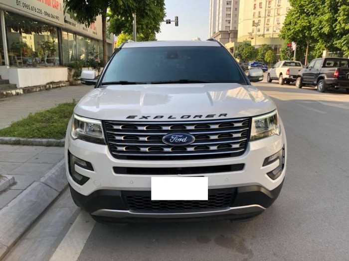 Cần tiền gấp bán xe Ford Explorer 2016 nhập Mỹ nguyên chiếc