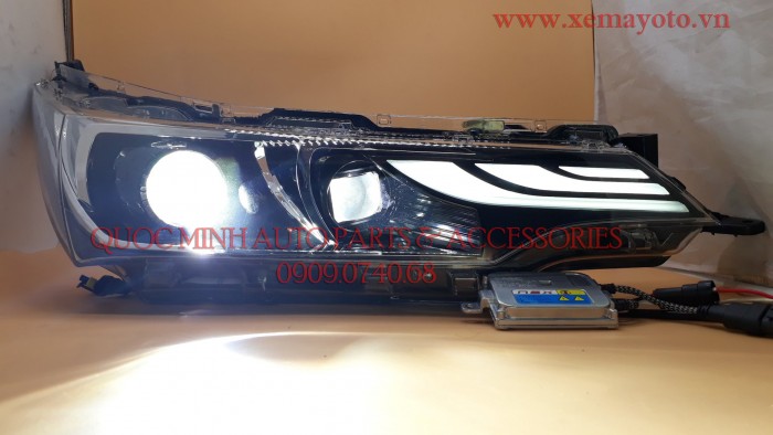 Đèn pha Toyota Corolla 2018 được nâng cấp đáng kể
