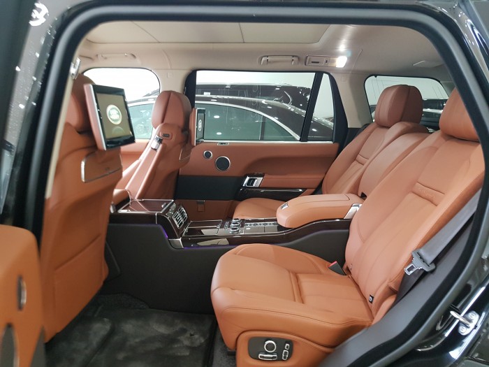 Bán Range Rover SV Autobiography sản xuất 2016 đăg ký cá nhân chính chủ