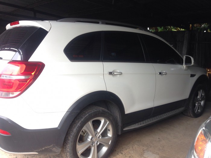 Cần bán xe Chevrolet Captiva Ltz 2014 màu trắng bstp