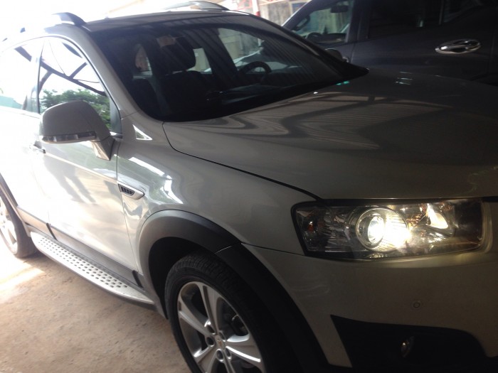 Cần bán xe Chevrolet Captiva Ltz 2014 màu trắng bstp