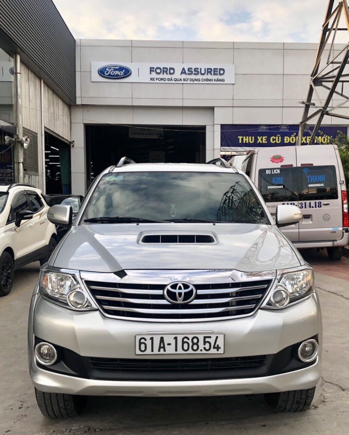 Bán Toyata Fortuner sx 2k14 màu bạc