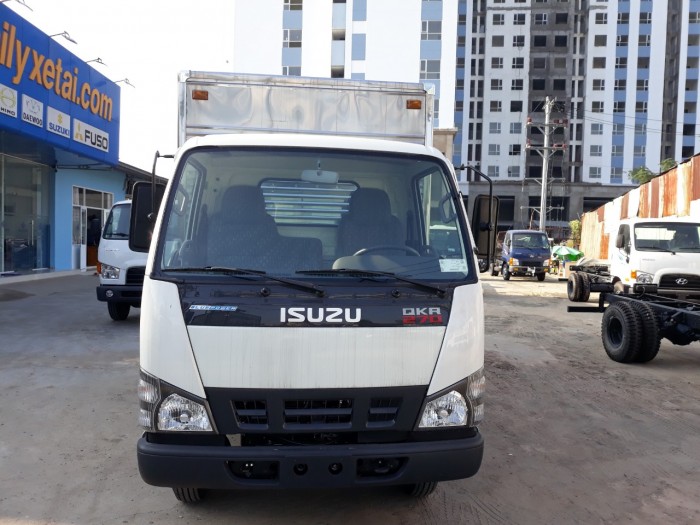 Xe Tải Isuzu 1.9 - 2.5 Tấn Thùng Kín Inox Dài 4.3m Trả Góp - Vay Cao