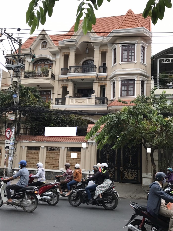 Cho thuê Villas Biệt thự MT Phổ Quang - Tân Bình