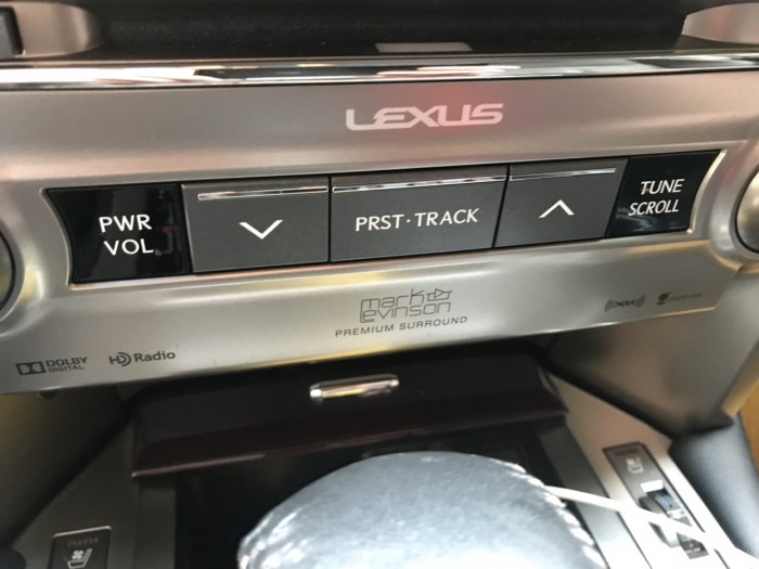 Lexus Gx460 Luxury full option nhập Mỹ Model 2014 đăng ký lần đầu 2015.  LH 0982.842838
