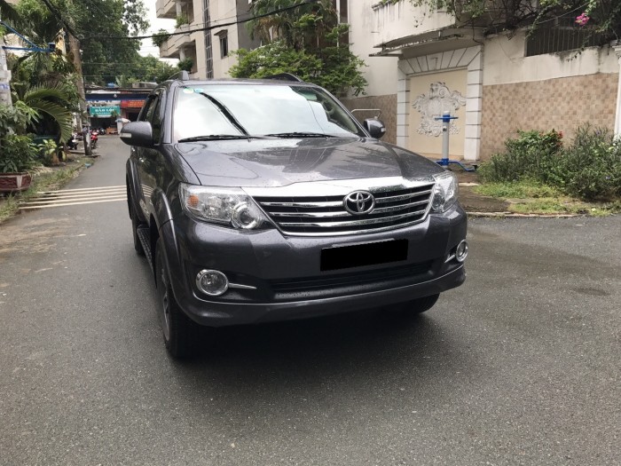 Bán Gấp Toyota Fortuner V 2016 at xăng xám chì chính chủ nhé.