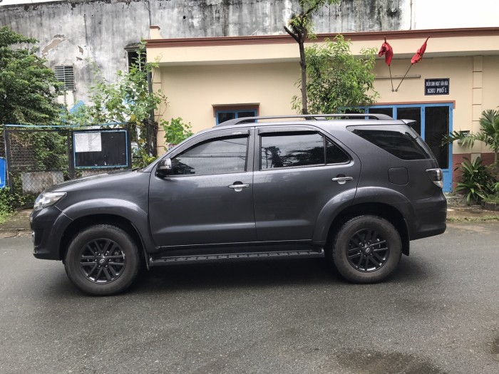 Bán Gấp Toyota Fortuner V 2016 at xăng xám chì chính chủ nhé.