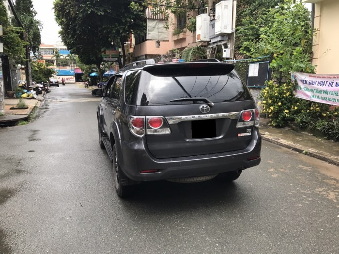 Bán Gấp Toyota Fortuner V 2016 at xăng xám chì chính chủ nhé.
