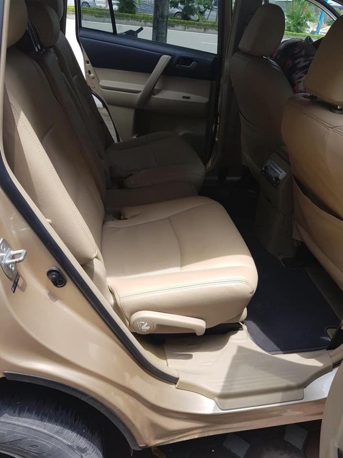 Toyota innova 2.0E 2017