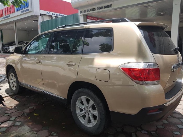 Toyota innova 2.0E 2017