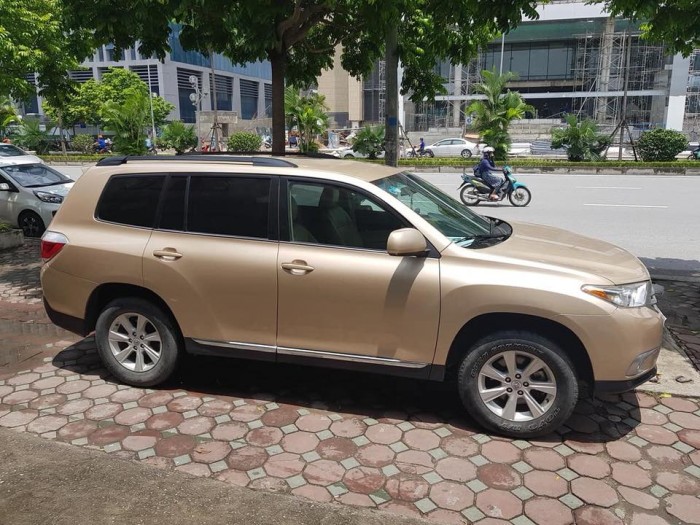 Toyota innova 2.0E 2017