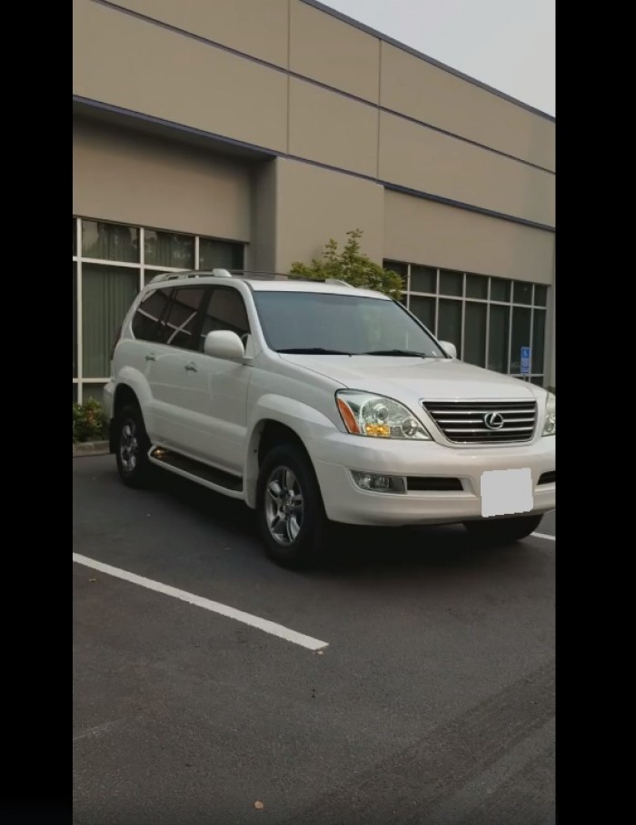 Cần bán xe Lexus Gx470 đời 2009 màu trắng nhập khẩu Nhật