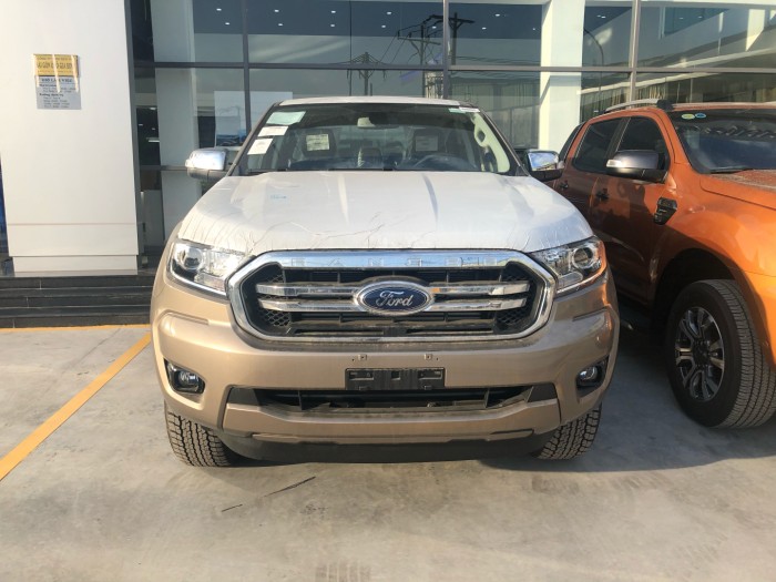 Ford Ranger XLT số tự động 2019