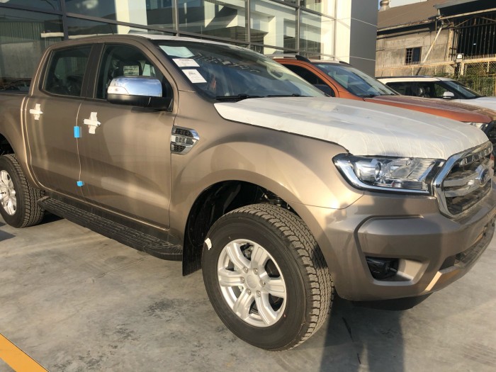 Ford Ranger XLT số tự động 2019