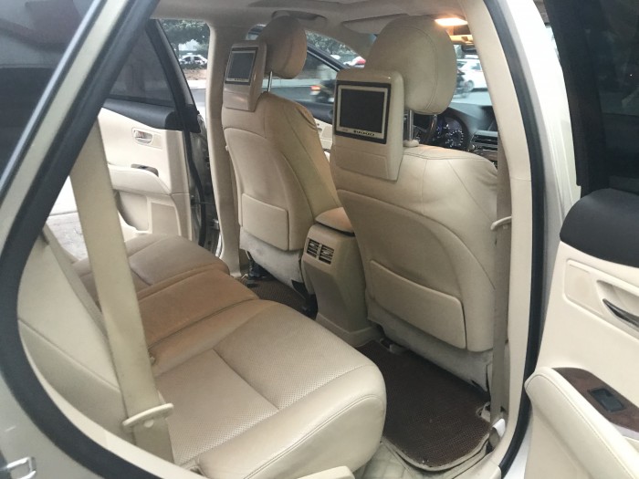 Bán Lexus RX350 màu vàng,sản xuất và đký 2014,biển Hà Nội ,lăn bánh 1,2 vạn km,như mới ,xe như mới tinh