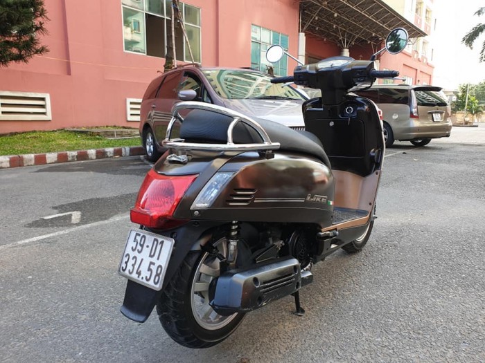 Bán Kymco Like 125 Phun xăng điện tử kiểu dáng Vespa Ý rất đẹp