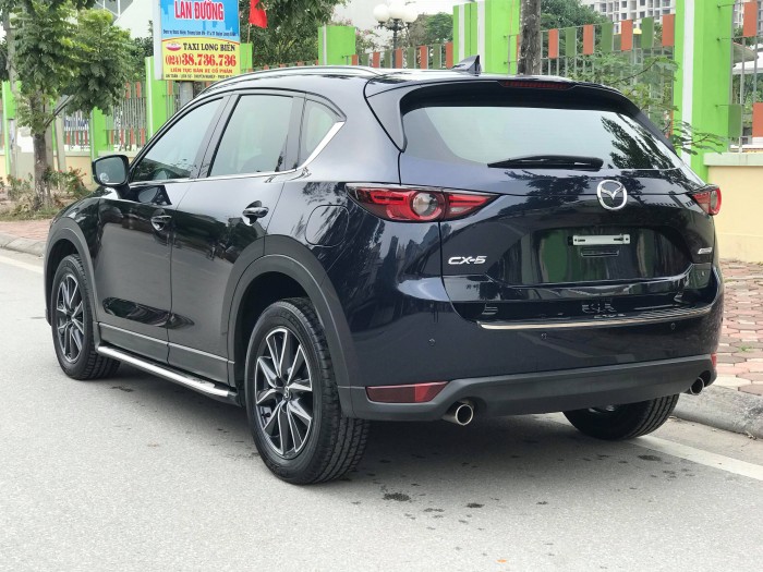 CX5 năm 2018 màu xanh