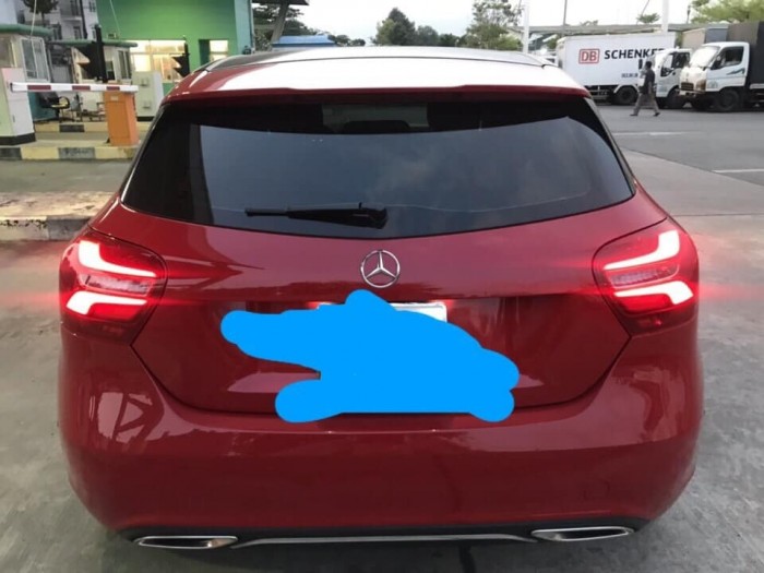 Bán xe Mercedes A200 sx 2017 màu đỏ rất đẹp, xe chính chủ