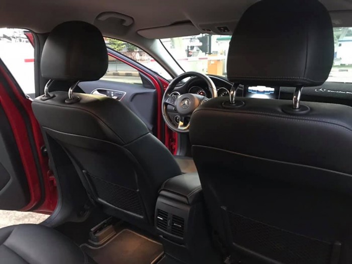 Bán xe Mercedes A200 sx 2017 màu đỏ rất đẹp, xe chính chủ