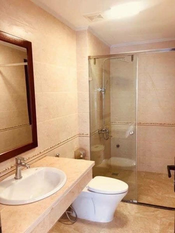 Bán nhà ĐẸP ngõ 63 Thái Thịnh, DT 38m2x 4 tầng