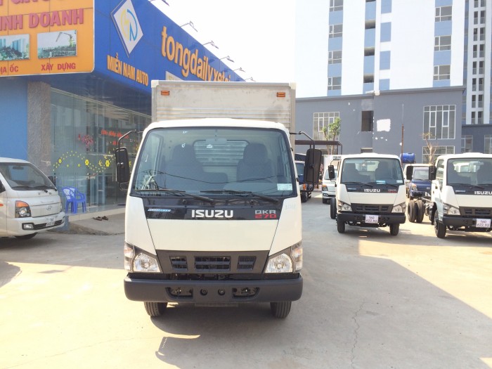 ISUZU 1.9-2.5 TẤN THÙNG KÍN FULL INOX TRẢ GÓP