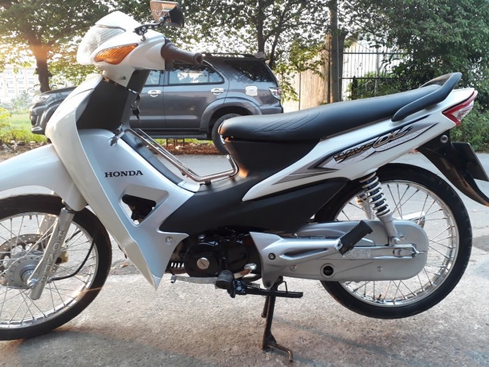 Wave A110 hàn quốc màu trắng bánh căm thắng đĩa bstp