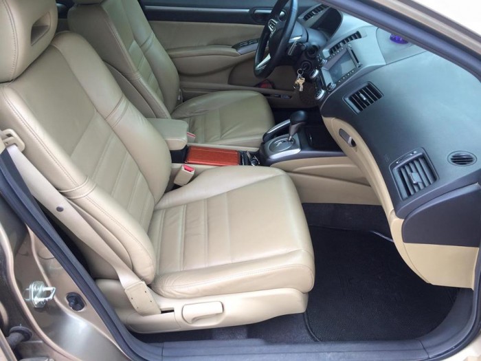 Bán Honda Civic 2.0 tự động 2009 màu vàng kim tuyệt đẹp.