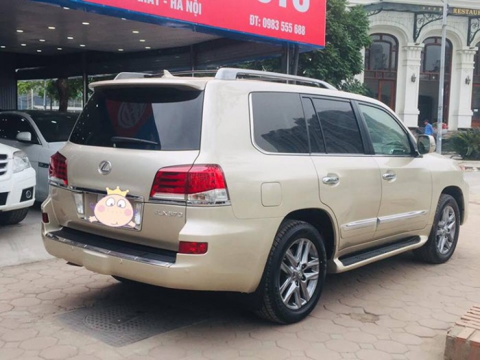 Lexus LX570 màu vàng cát, nội thất kem. sản xuất và đăng ký 2012, tư nhân chính chủ.