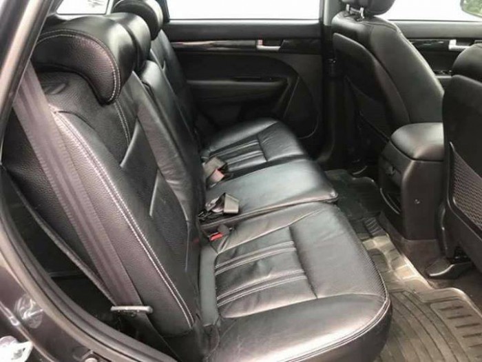 Bán Gấp Kia Sorento 2016 đk 2017 tự động xám nâu zin đẹp.