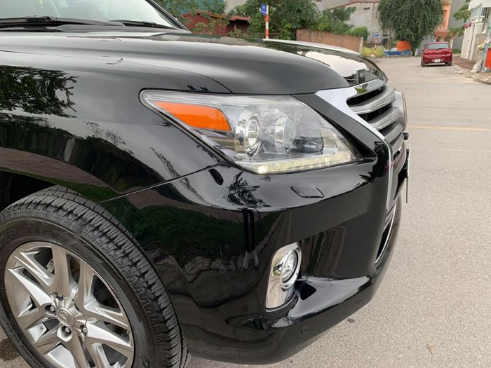 Bán xe Lexus LX570 đời 2012 đk 2013 màu đen cực đẹp