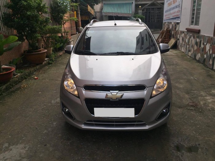 Chevrolet Spark 2016 số tự động màu bạc zin