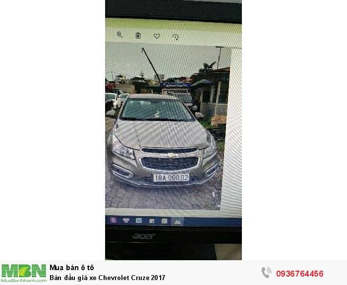 Bán đấu giá xe Chevrolet Cruze 2017