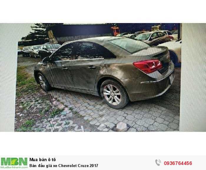 Bán đấu giá xe Chevrolet Cruze 2017