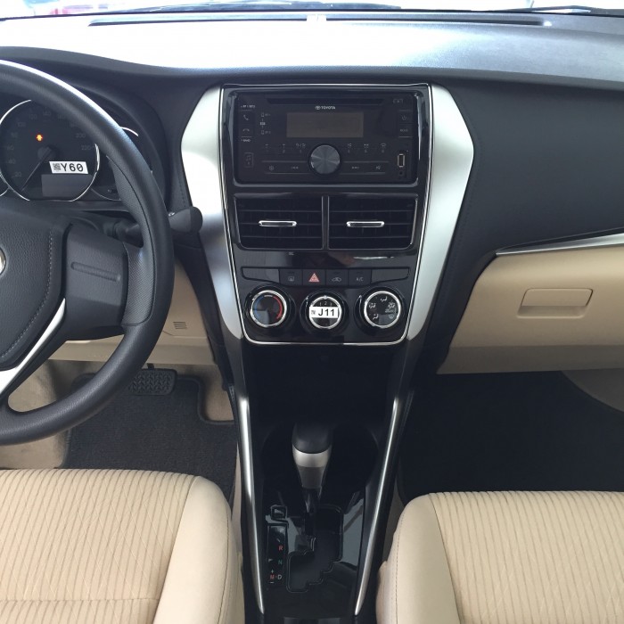 Toyota Vios 1.5E CVT - Giảm Sâu - Tặng DVD + Camera De