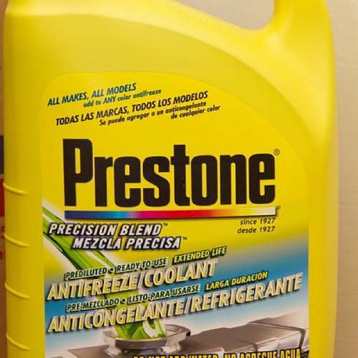 Nước Làm Mát Động Cơ PRESTONE PRECISION BLEND USA Xanh