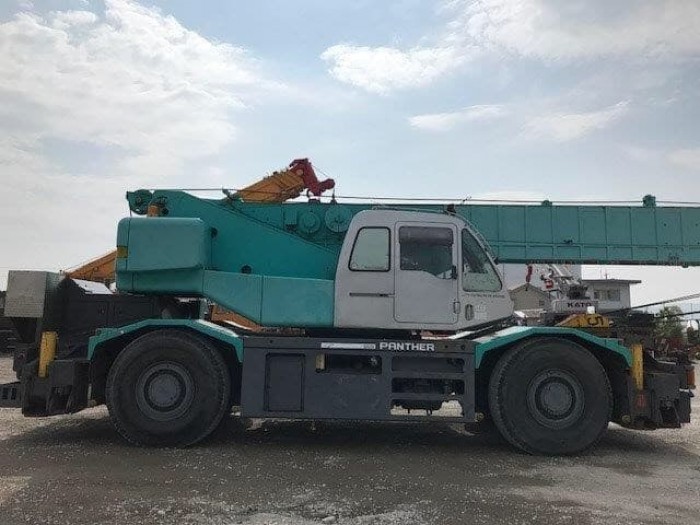 Cho thuê và bán xe cẩu KOBELCO 50T