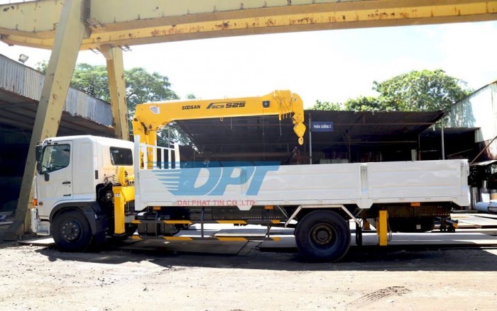 Mua bán xe tải Hino FG8JT7A thùng lững gắn cẩu SCS525