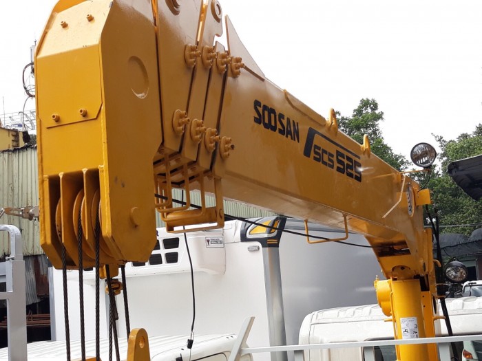 Mua bán xe tải Hino FG8JT7A thùng lững gắn cẩu SCS525