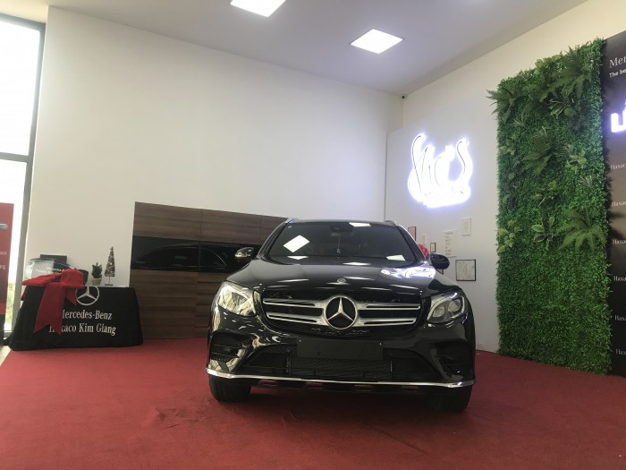 Bán Mercedes GLC300 New 2019, full màu, giá tốt giao ngay ưu đãi hấp dẫn