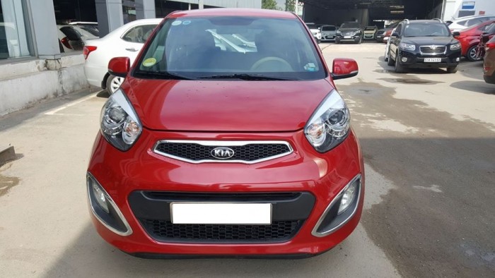 Gia đình cần bán Kia Morning 2015, số tự động, màu đỏ
